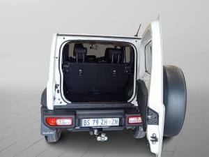 Suzuki Jimny 1.5 GLX AllGrip 5-door manual - Image 13