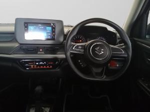 Suzuki Swift 1.2 GL+ auto - Image 2