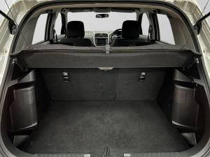 Suzuki Vitara Brezza 1.5 GL - Image 8
