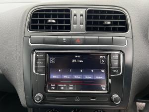 Volkswagen Polo Vivo hatch 1.4 Comfortline - Image 4