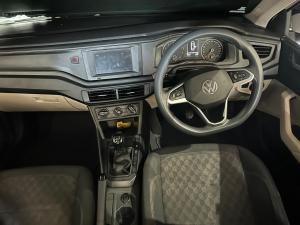 Volkswagen Polo sedan 1.6 manual - Image 7