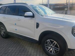 Ford Everest 2.0 BiTurbo XLT - Image 3