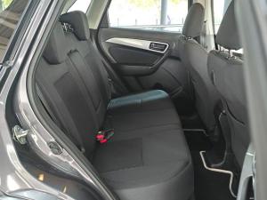 Suzuki Vitara Brezza 1.5 GLX - Image 11