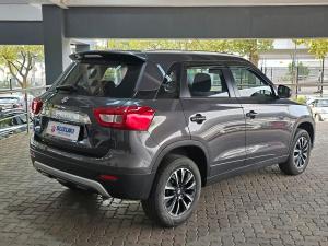 Suzuki Vitara Brezza 1.5 GLX - Image 8