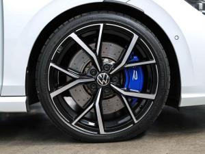 Volkswagen Golf R - Image 20