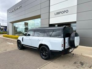 Land Rover Defender 130 D300 X-Dynamic HSE - Image 5