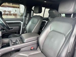 Land Rover Defender 130 D300 X-Dynamic HSE - Image 9