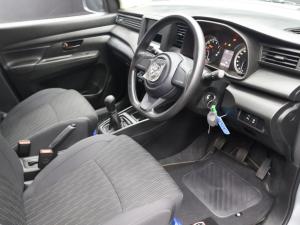 Toyota Rumion 1.5 S - Image 9