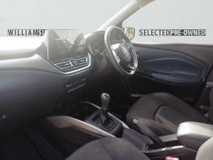 Toyota Starlet 1.5 XR manual - Image 11