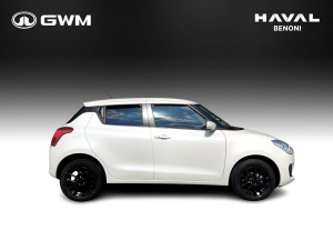 Suzuki Swift 1.2 GLX auto - Image 4