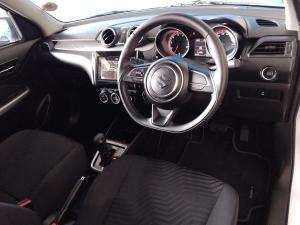 Suzuki Swift 1.2 GLX auto - Image 6