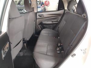 Suzuki Swift 1.2 GLX auto - Image 9