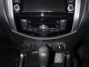 Nissan Navara 2.5DDTi double cab LE 4x4 - Image 8
