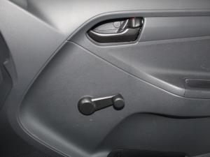 Isuzu D-Max Gen 6 250c single cab Fleetside - Image 12
