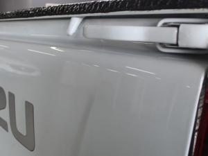 Isuzu D-Max Gen 6 250c single cab Fleetside - Image 14