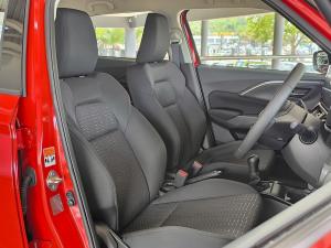Suzuki Swift 1.2 GLX manual - Image 10