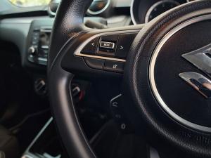 Suzuki Swift 1.2 GL manual - Image 11