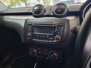 Suzuki Swift 1.2 GL manual - Image 12
