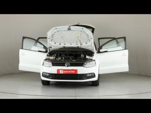 Volkswagen Polo Vivo hatch 1.6 Comfortline auto - Image 13