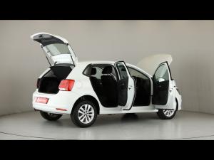 Volkswagen Polo Vivo hatch 1.6 Comfortline auto - Image 16
