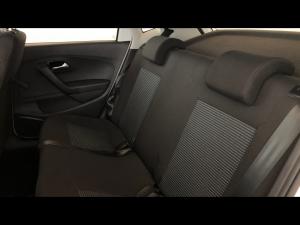 Volkswagen Polo Vivo hatch 1.6 Comfortline auto - Image 21