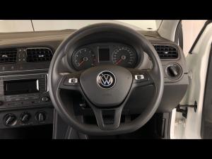Volkswagen Polo Vivo hatch 1.6 Comfortline auto - Image 26