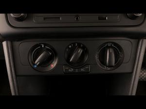 Volkswagen Polo Vivo hatch 1.6 Comfortline auto - Image 29