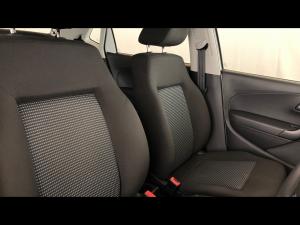 Volkswagen Polo Vivo hatch 1.6 Comfortline auto - Image 31