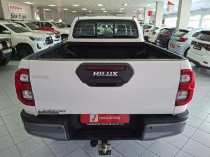 Toyota Hilux 2.8GD-6 Xtra cab Legend manual - Image 8