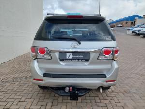 Toyota Fortuner 2.5D-4D auto - Image 6