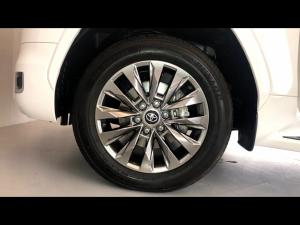 Toyota Land Cruiser 300 3.5T ZX - Image 20