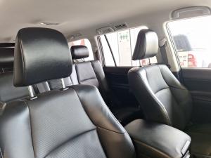 Toyota Land Cruiser Prado 2.8GD VX - Image 19