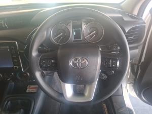 Toyota Hilux 2.4GD-6 Xtra cab Raider auto - Image 10