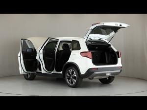 Suzuki Vitara 1.4T GLX auto - Image 10