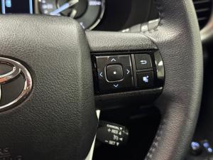 Toyota Hilux 2.8GD-6 48V double cab Raider - Image 10