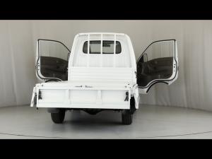 Hyundai H-100 Bakkie 2.6D deck - Image 9