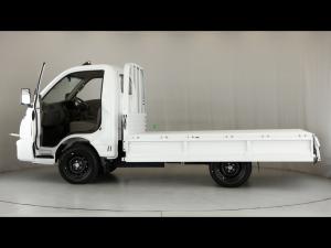Hyundai H-100 Bakkie 2.6D deck - Image 11