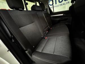 Toyota Hilux 2.8GD-6 48V double cab Raider - Image 17