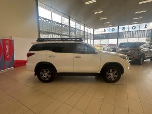 Toyota Fortuner 2.4GD-6 4x4 - Image 3