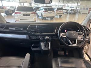 Volkswagen Caravelle 2.0BiTDI Highline 4Motion - Image 7