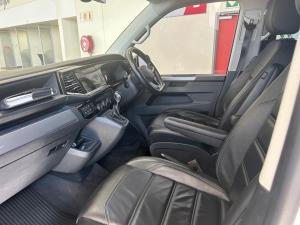 Volkswagen Caravelle 2.0BiTDI Highline 4Motion - Image 9