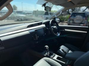 Toyota Hilux 2.8GD-6 double cab 4x4 Raider auto - Image 7