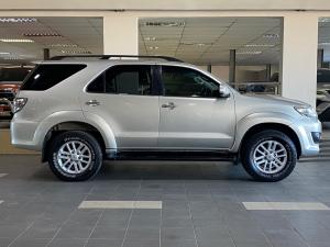 Toyota Fortuner 3.0D-4D Ltd edition auto - Image 4
