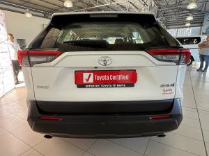Toyota RAV4 2.0 GX auto - Image 5