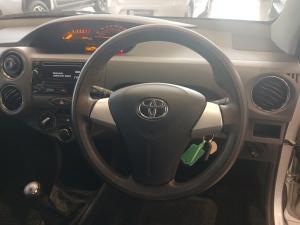Toyota Etios 1.5 Xs/SPRINT 5-Door - Image 8