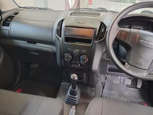 Isuzu D-MAX 250C Fleetside S/C - Image 6