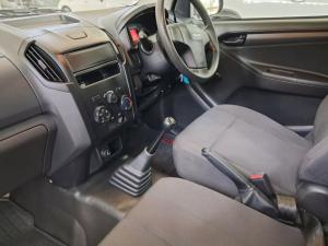 Isuzu D-MAX 250C Fleetside S/C - Image 7
