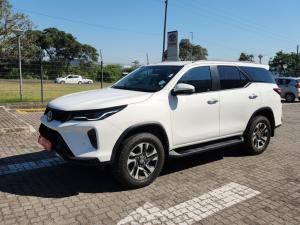 Toyota Fortuner 2.4GD-6 Raised Body automatic - Image 12