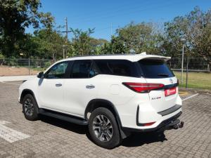 Toyota Fortuner 2.4GD-6 Raised Body automatic - Image 13