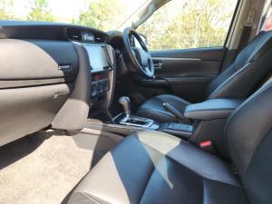 Toyota Fortuner 2.4GD-6 Raised Body automatic - Image 7